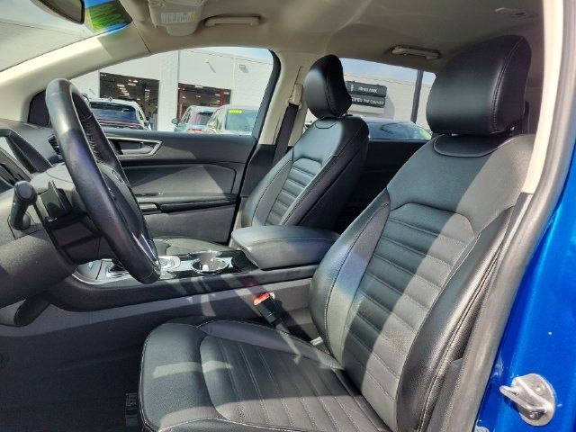 Used 2018 Ford Edge SEL w/ Equipment Group 201A AWD/4WD image 5