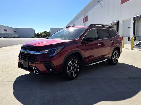 Used 2024 Subaru Ascent Touring AWD/4WD image 1