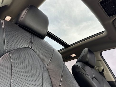 Used 2024 Toyota Grand Highlander Limited image 17