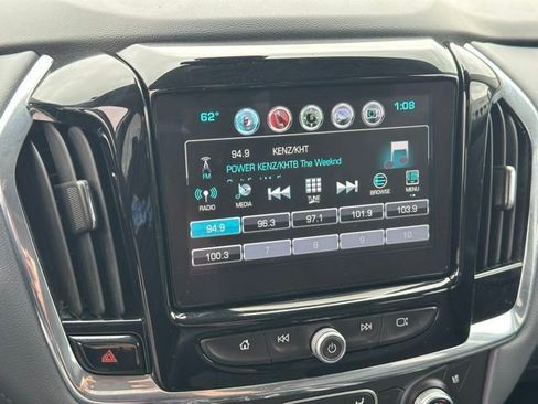 Used 2018 Chevrolet Traverse Premier AWD/4WD image 8