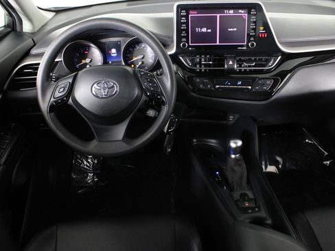 Used 2021 Toyota C-HR LE FWD image 6