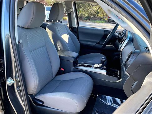 Certified 2023 Toyota Tacoma SR5 image 8