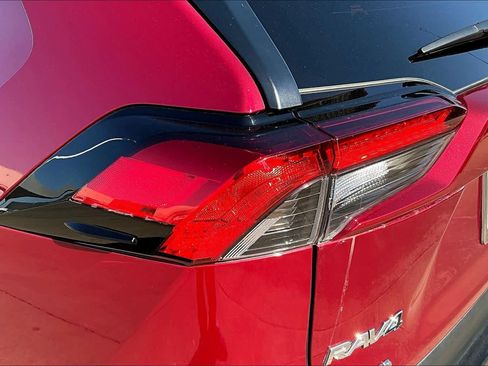 Used 2023 Toyota RAV4 XLE image 27