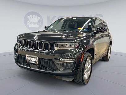 Used 2024 Jeep Grand Cherokee Limited w/ Luxury Tech Group II
