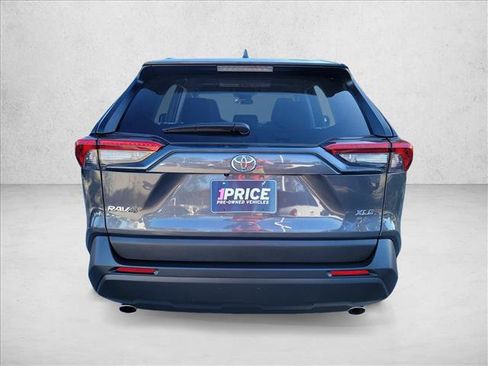 Used 2025 Toyota RAV4 XLE image 6