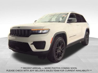 Used 2024 Jeep Grand Cherokee Altitude