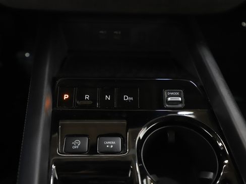 Used 2025 Nissan Murano SV AWD/4WD image 24