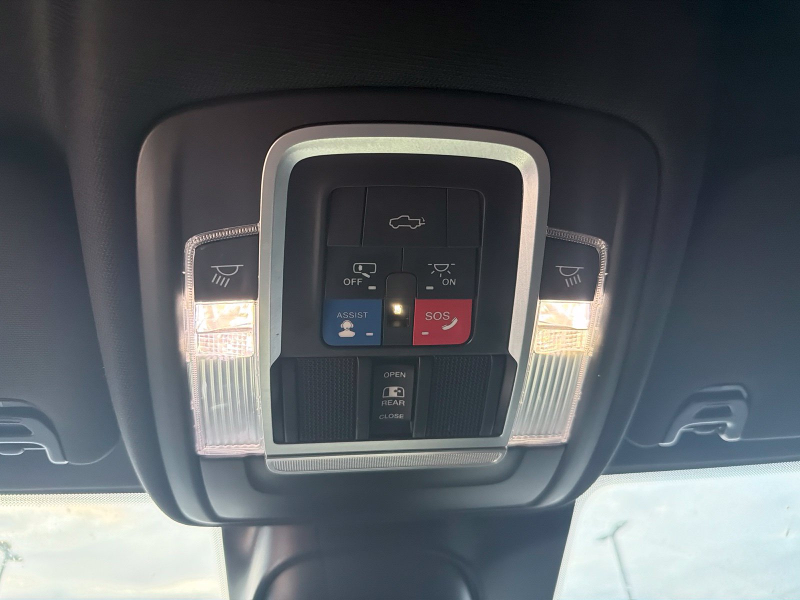 Used 2021 RAM 2500 Limited AWD/4WD image 20