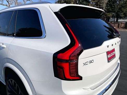 New 2026 Volvo XC90 T8 Plus w/ Protection Package AWD/4WD image 25