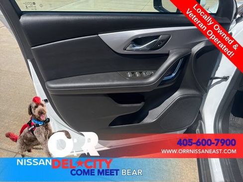 Used 2025 Chevrolet Blazer LT FWD image 13