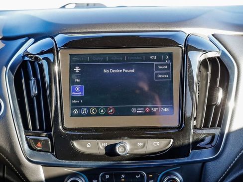 Used 2023 Chevrolet Traverse LT w/ LT Premium Package image 17