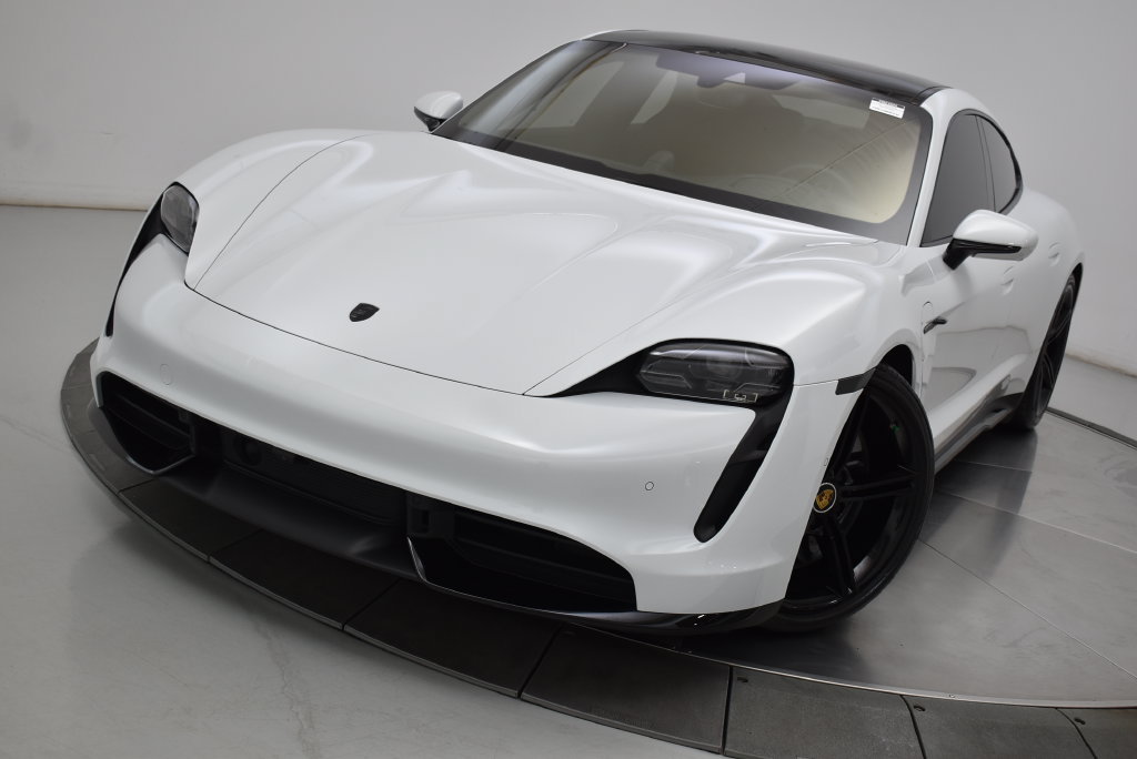 Used 2022 Porsche Taycan Turbo S AWD/4WD image 9