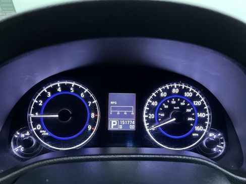 Used 2010 INFINITI G37 Journey w/ Premium Pkg RWD image 19