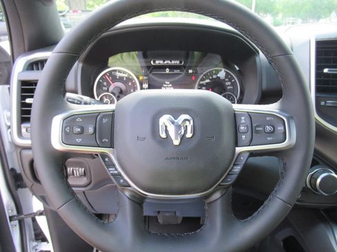 New 2026 RAM 1500 Big Horn AWD/4WD image 20