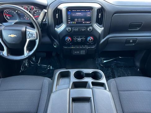 Used 2021 Chevrolet Silverado 1500 LT image 4