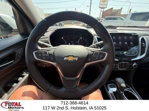 Used 2022 Chevrolet Equinox Premier AWD/4WD image 19
