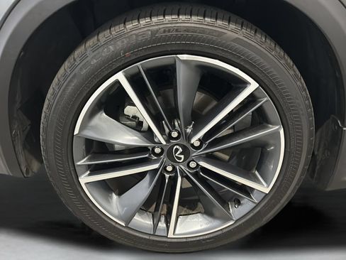 Used 2024 INFINITI QX50 Sport AWD/4WD image 9