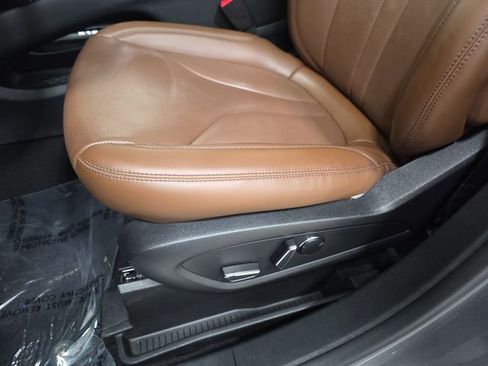 Used 2022 Lincoln Nautilus Reserve AWD/4WD image 26