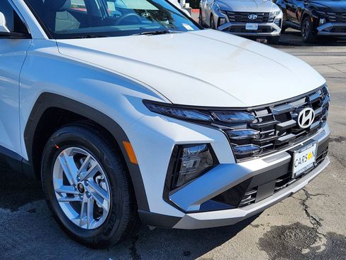 New 2026 Hyundai Tucson SE image 5