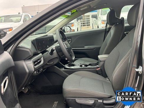 Used 2025 Kia K4 LXS image 3