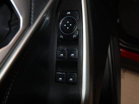 Used 2023 Ford Explorer XLT w/ Equipment Group 202A image 6