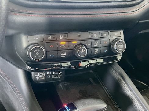 Used 2023 Dodge Durango R/T AWD/4WD image 16
