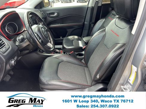 Used 2020 Jeep Compass Trailhawk AWD/4WD image 23