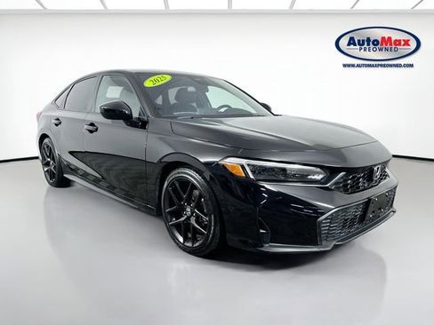 Used 2025 Honda Civic Sport image 1