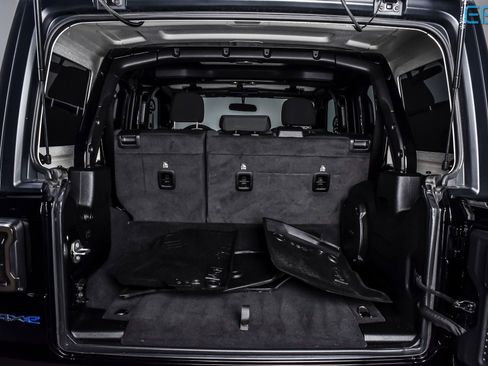 Used 2023 Jeep Wrangler Unlimited w/ Convenience Group image 14