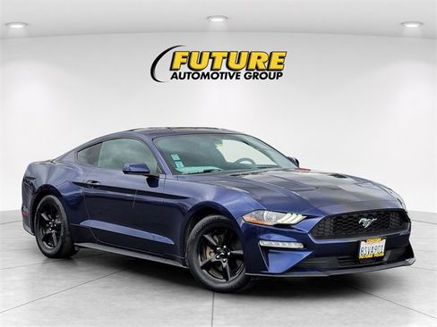 Used 2019 Ford Mustang Coupe image 1