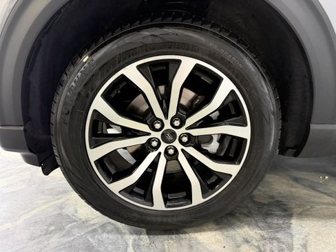 Used 2022 Ford Explorer ST-Line AWD/4WD image 29