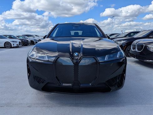 New 2026 BMW iX xDrive60 image 2