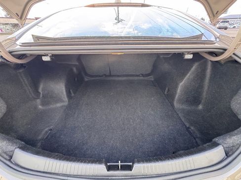 Used 2024 Chevrolet Malibu LT image 27