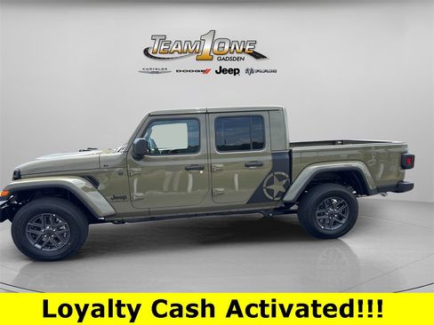New 2025 Jeep Gladiator Sport image 5