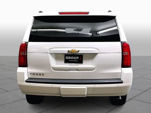Used 2018 Chevrolet Tahoe LT w/ LT Signature Package image 5