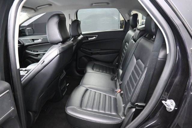 Used 2024 Ford Edge SEL AWD/4WD image 12
