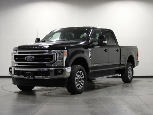 Used 2022 Ford F350 Lariat image 8