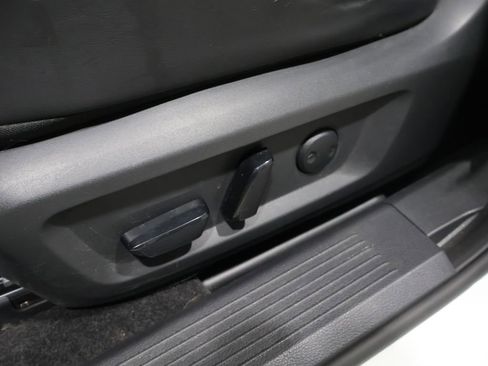 Used 2023 Nissan Rogue SV w/ SV Premium B Package image 14