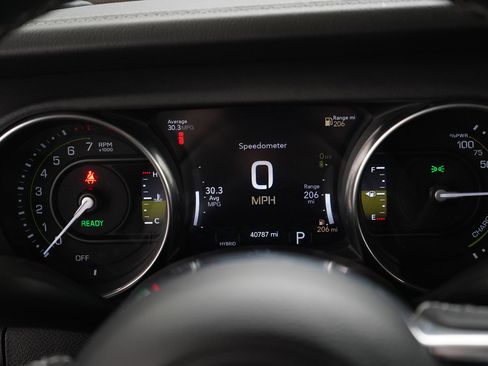 Used 2023 Jeep Wrangler Unlimited Sahara w/ Cold Weather Group image 20