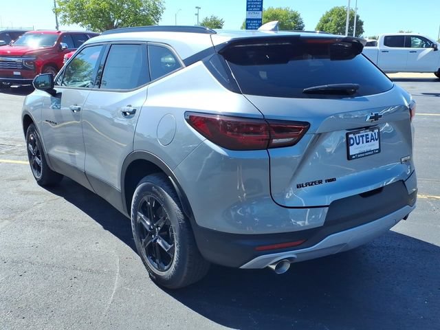 New 2026 Chevrolet Blazer LT w/ Midnight/Sport Edition AWD/4WD image 7