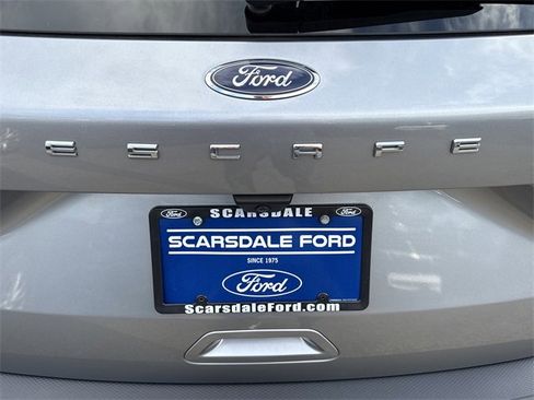 Used 2022 Ford Escape SE w/ Convenience Package image 35