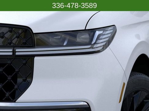 New 2026 Lincoln Navigator L Reserve w/ Jet Appearance Package image 18