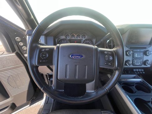 Used 2015 Ford F350 Lariat w/ Lariat Interior Package image 9