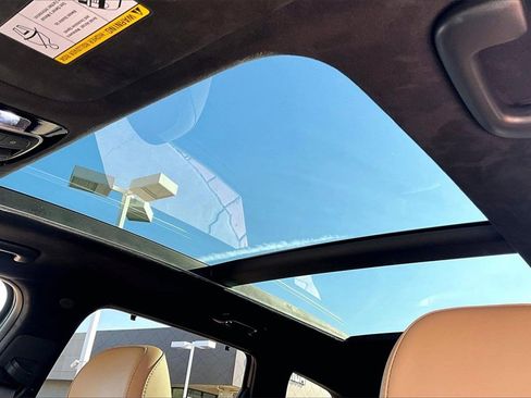 Certified 2023 Hyundai Santa Fe Calligraphy image 12