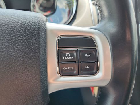 Used 2017 Dodge Grand Caravan SE w/ Power Window Group FWD image 29