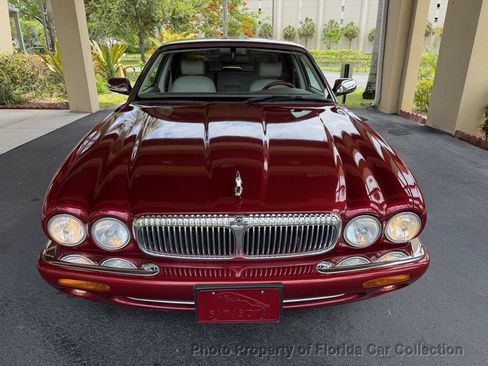 Used 1999 Jaguar XJ8 L RWD image 81