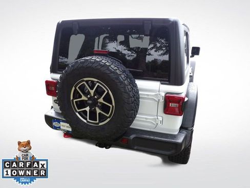 Used 2026 Jeep Wrangler Unlimited Rubicon w/ Safety Group AWD/4WD image 16