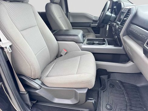Used 2019 Ford F250 XLT w/ XLT Premium Package AWD/4WD image 20
