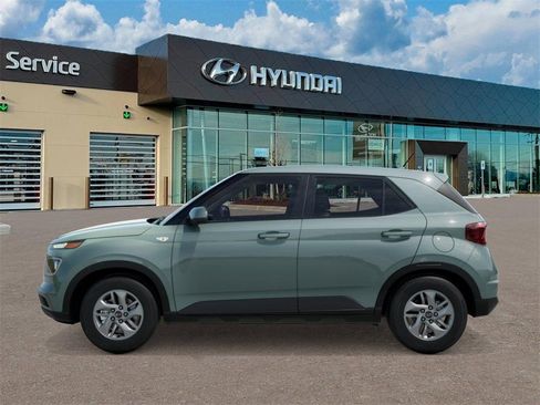 New 2026 Hyundai Venue SE image 3