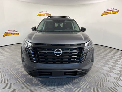 New 2026 Nissan Pathfinder SV image 9